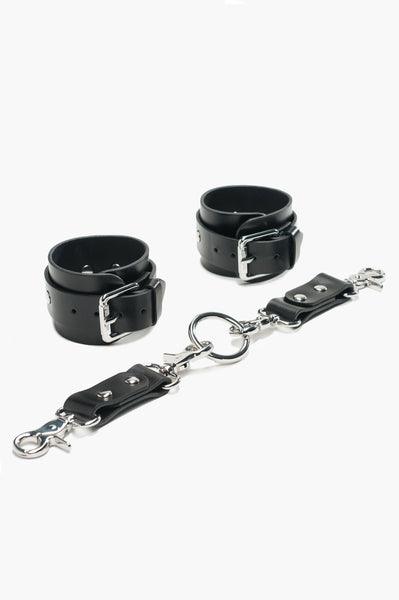 Poppy Leather Legs Garters in Black
